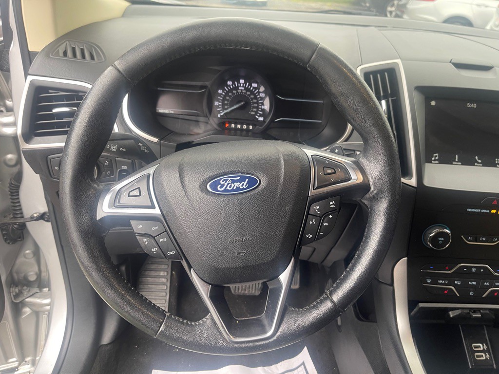 2019 Ford Edge Image 11
