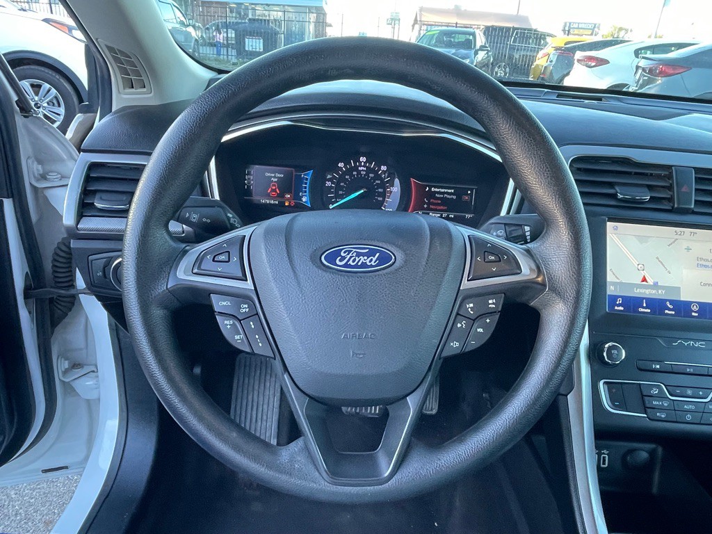 2019 Ford Fusion Image 10