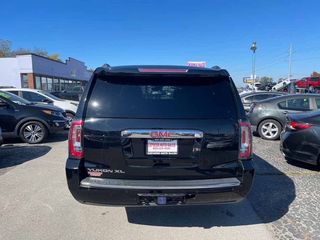 2015 GMC Yukon Image 5