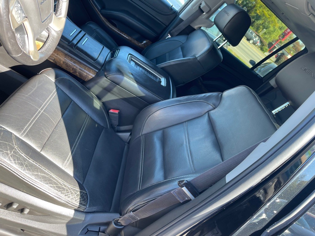 2015 GMC Yukon Image 10