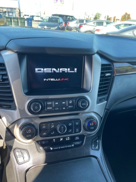 2015 GMC Yukon Image 12