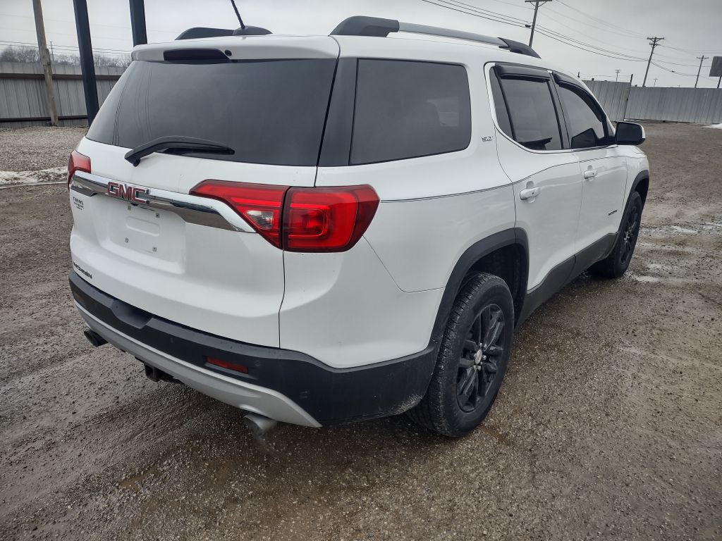 2018 GMC Acadia Image 3