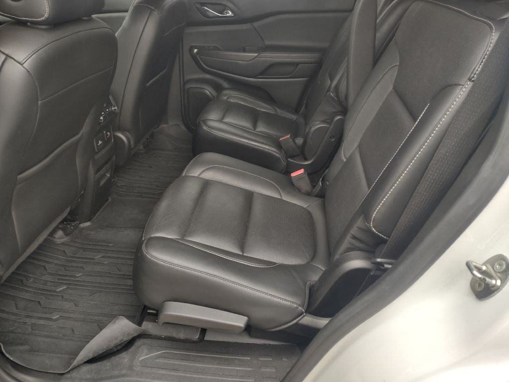 2018 GMC Acadia Image 7