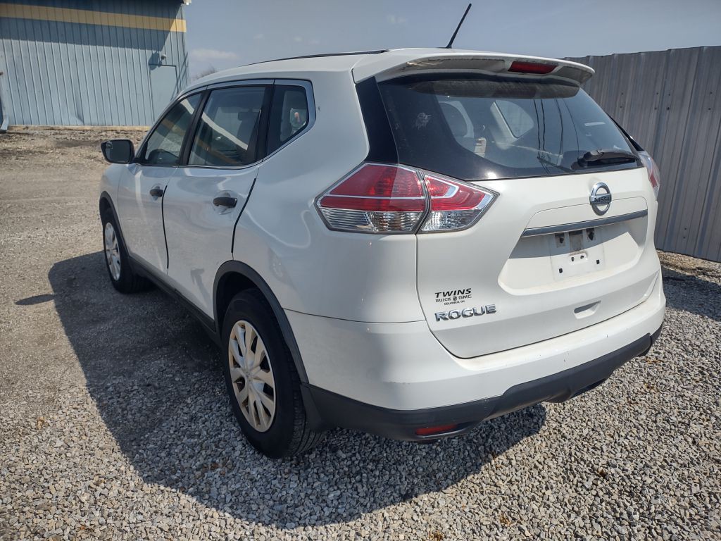 2016 Nissan Rogue Image 2