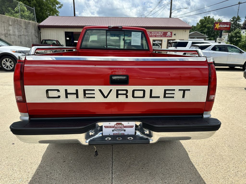 1995 Chevrolet C/K Image 3