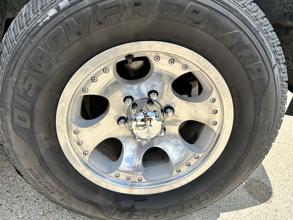 1995 Chevrolet C/K Image 13