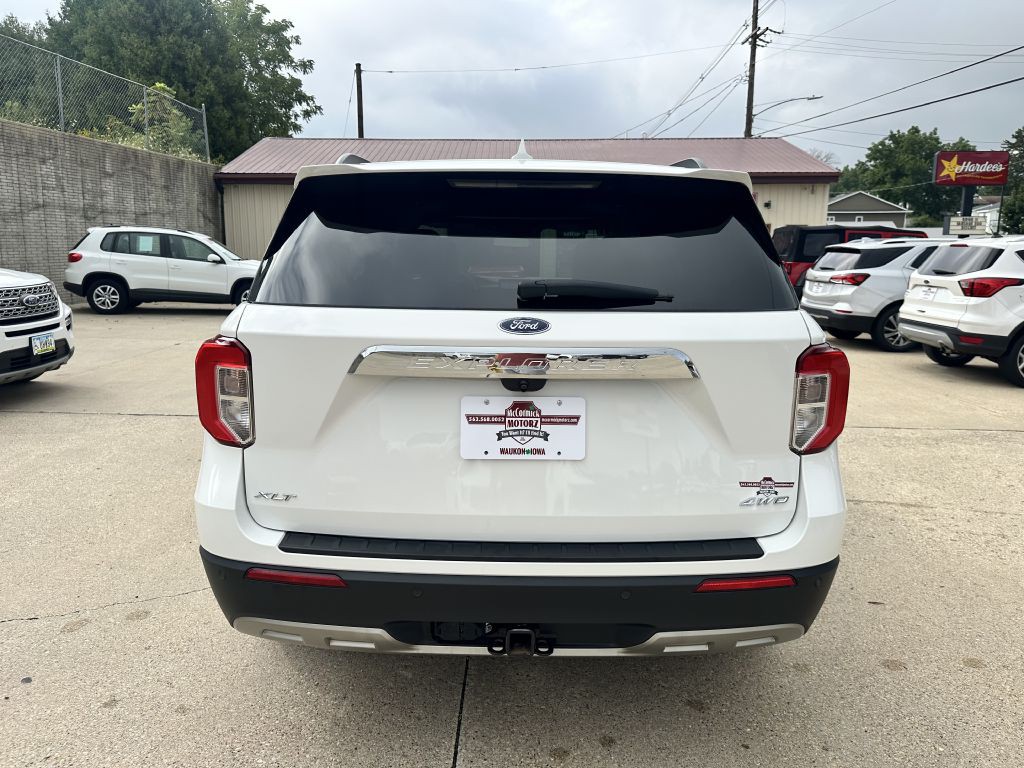 2021 Ford Explorer Image 3