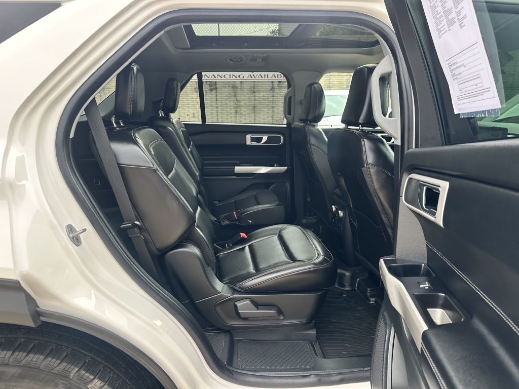 2021 Ford Explorer Image 15