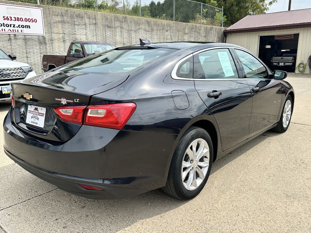 2023 Chevrolet Malibu Image 2