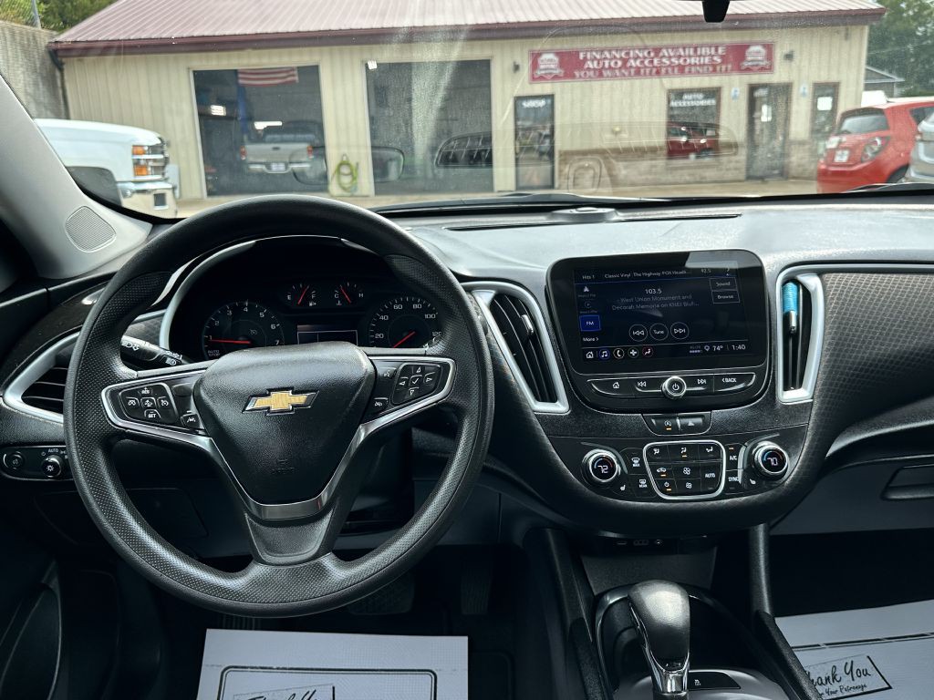2023 Chevrolet Malibu Image 11