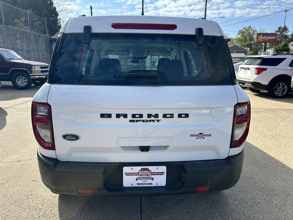 2022 Ford Bronco Image 3
