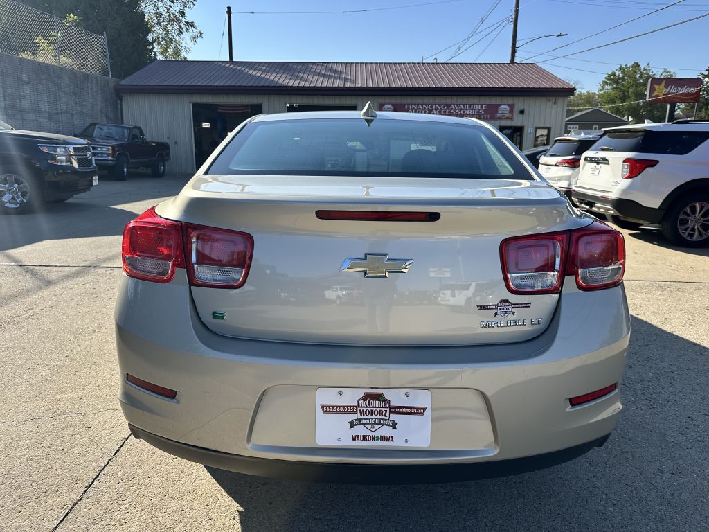 2015 Chevrolet Malibu Image 3