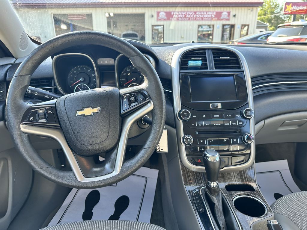 2015 Chevrolet Malibu Image 11
