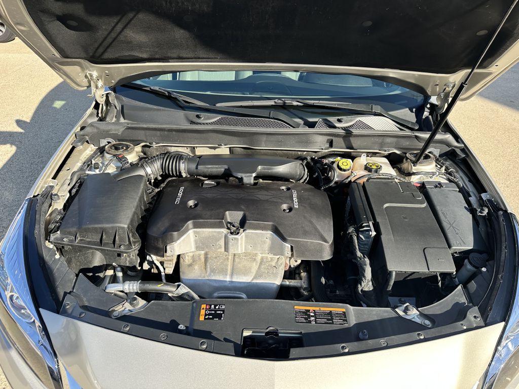 2015 Chevrolet Malibu Image 16