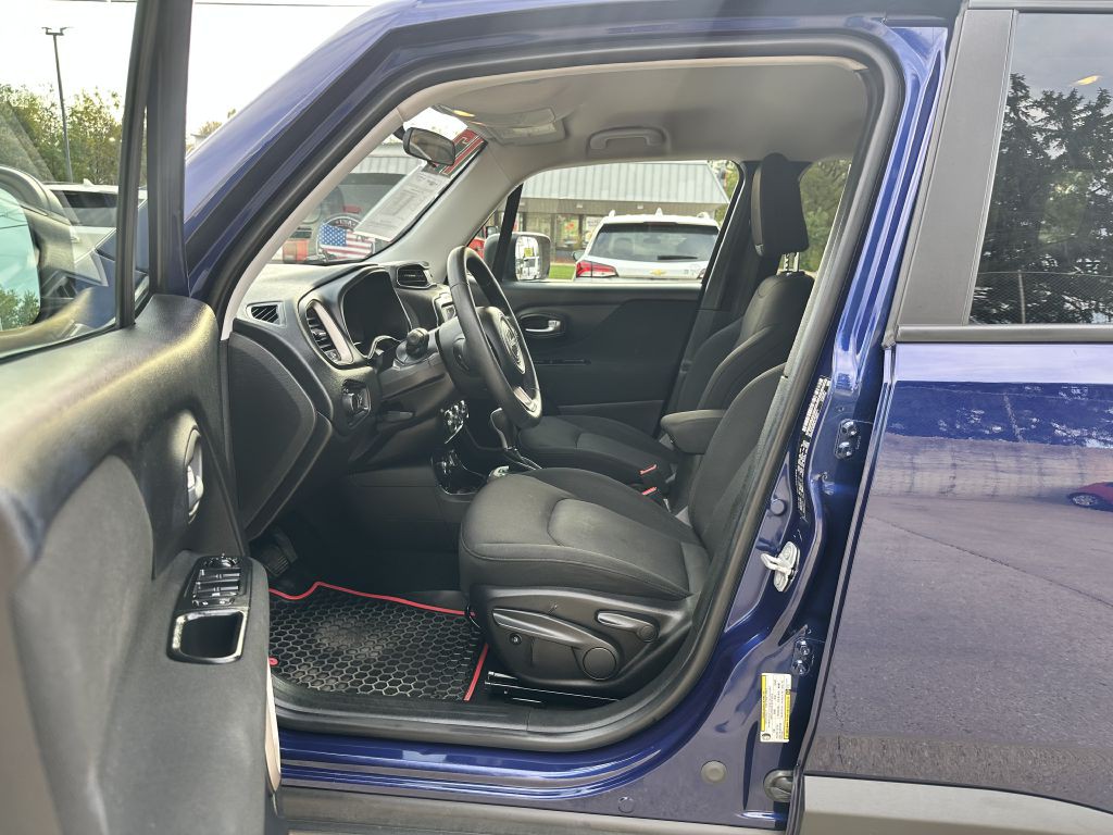 2017 Jeep Renegade Image 9