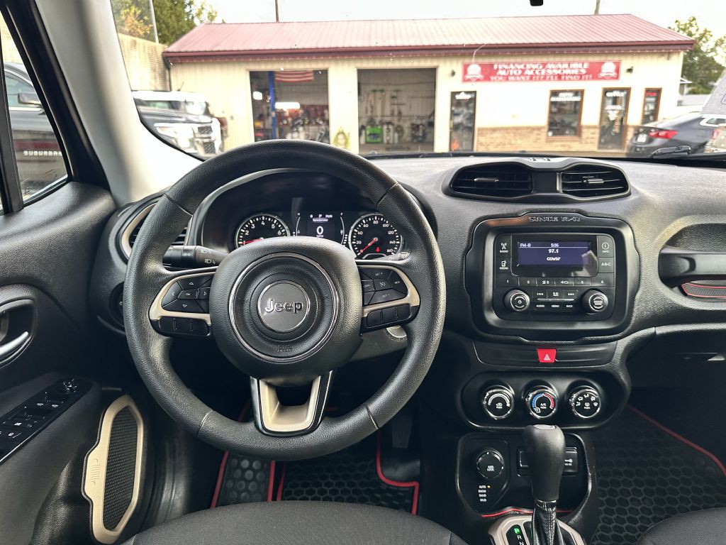 2017 Jeep Renegade Image 11