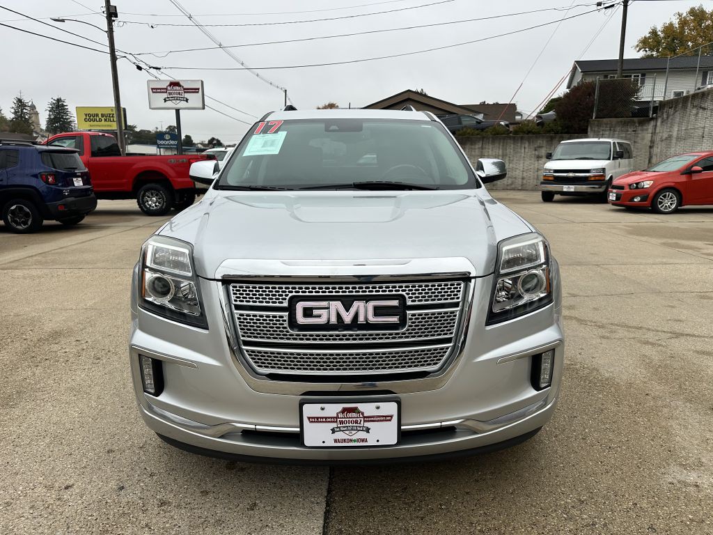 2017 GMC Terrain Image 3