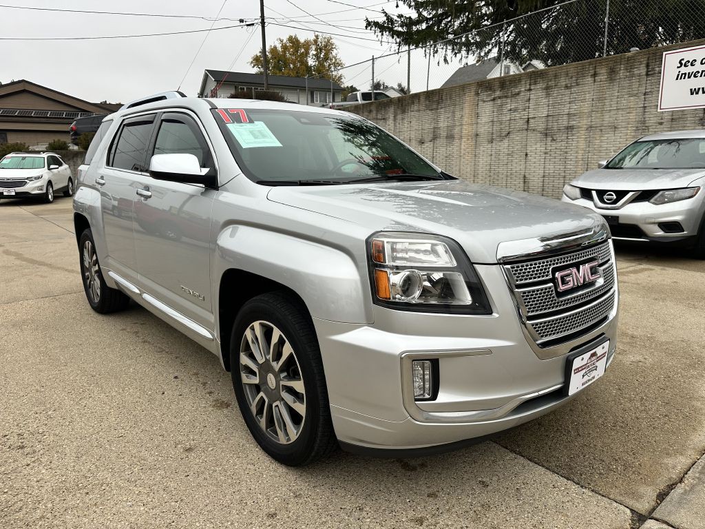 2017 GMC Terrain Image 4