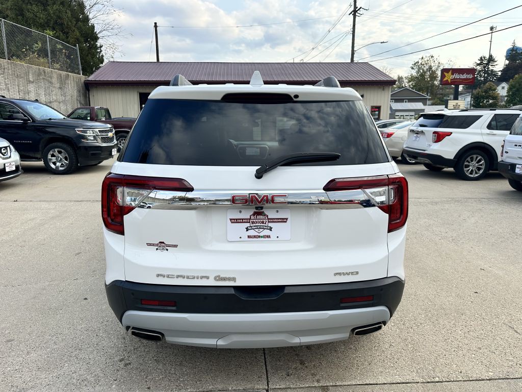 2020 GMC Acadia Image 3