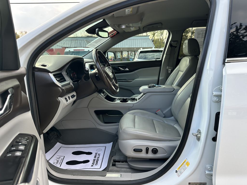 2020 GMC Acadia Image 9