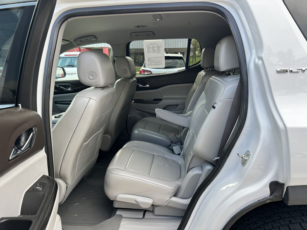 2020 GMC Acadia Image 10