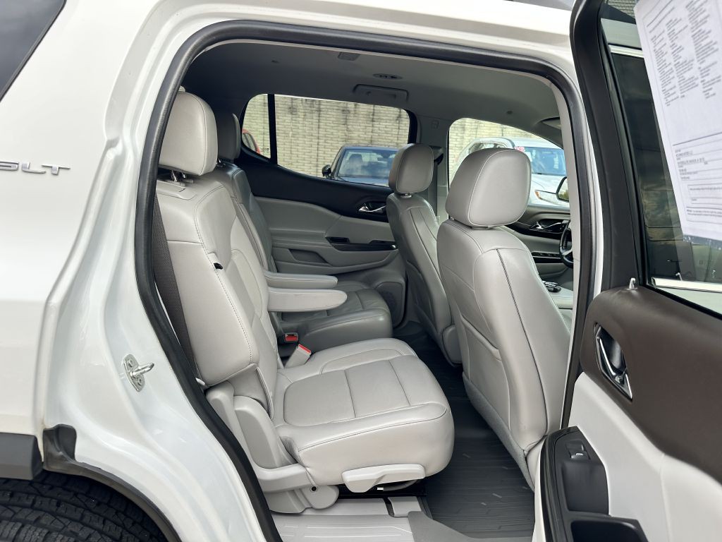 2020 GMC Acadia Image 13