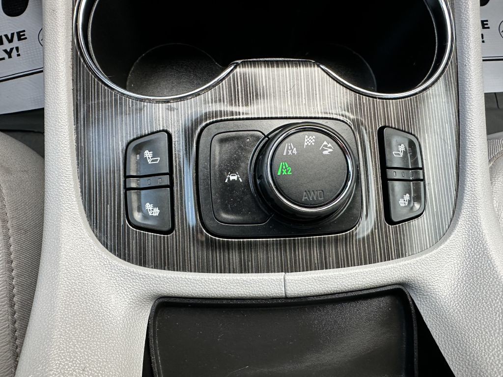 2020 GMC Acadia Image 17