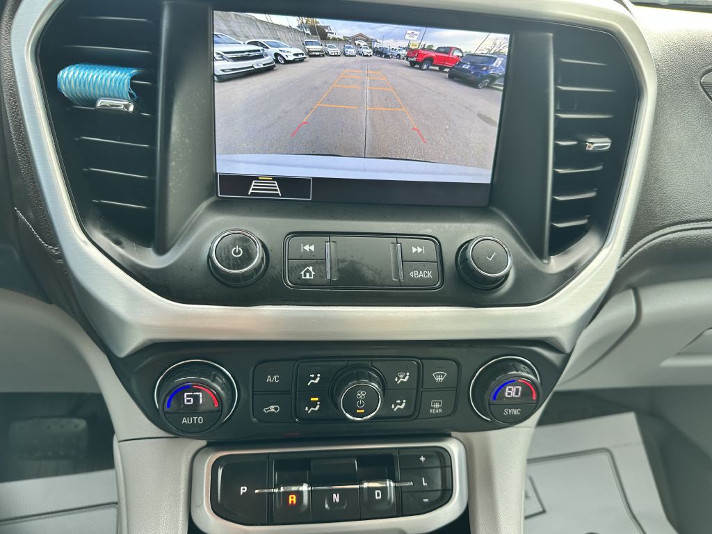 2020 GMC Acadia Image 19