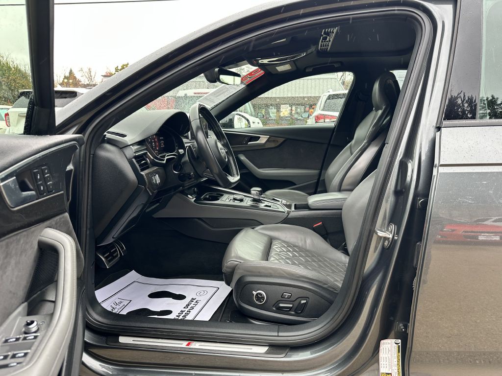 2019 Audi S4 Image 9