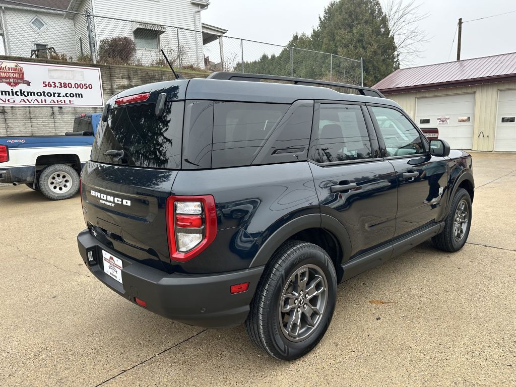 2023 Ford Bronco Image 2