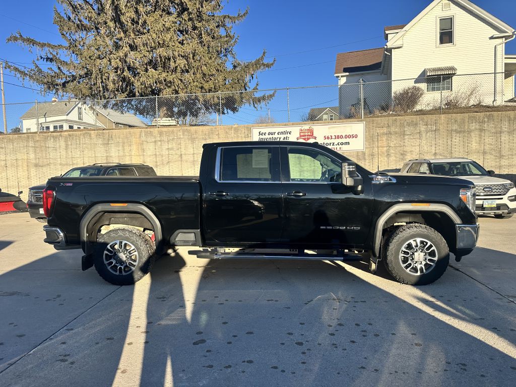 2023 GMC Sierra Image 1