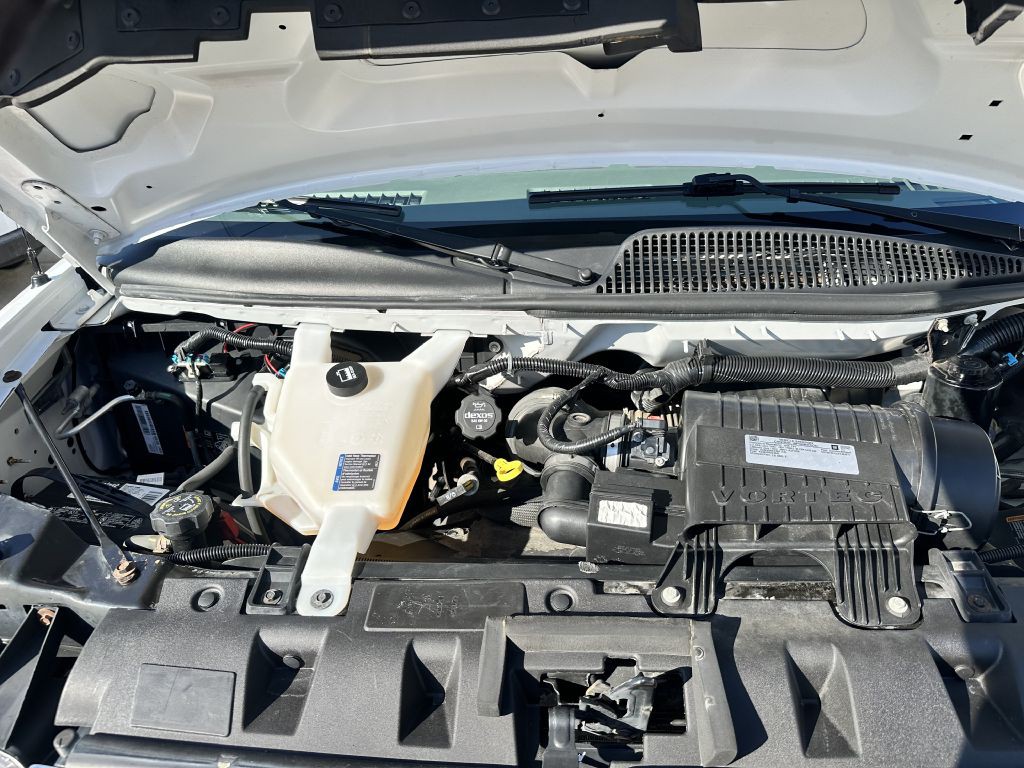 2019 GMC Savana Image 14