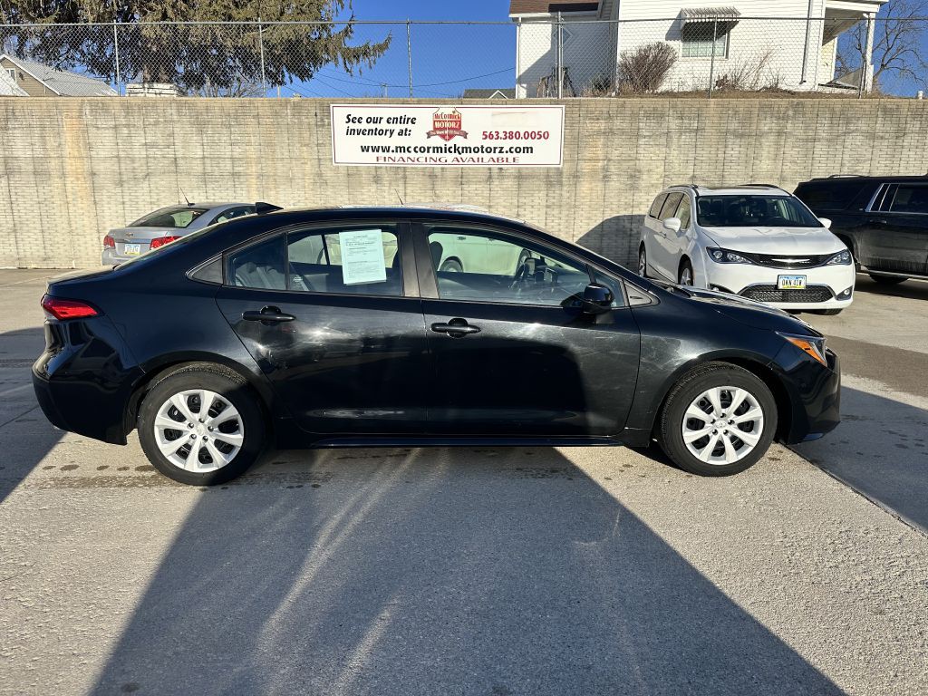 2022 Toyota Corolla Image 1