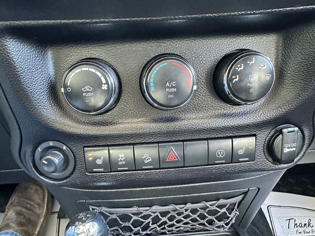 2017 Jeep Wrangler Unlimited Image 17