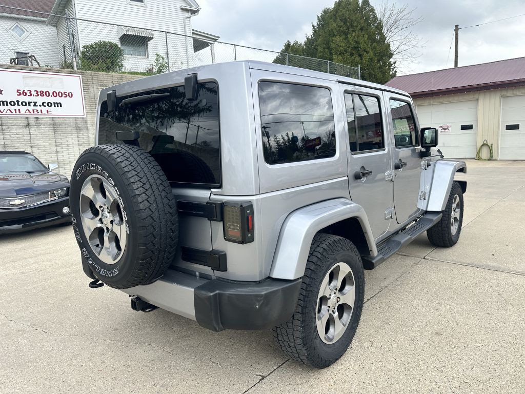 2017 Jeep Wrangler Unlimited Image 2
