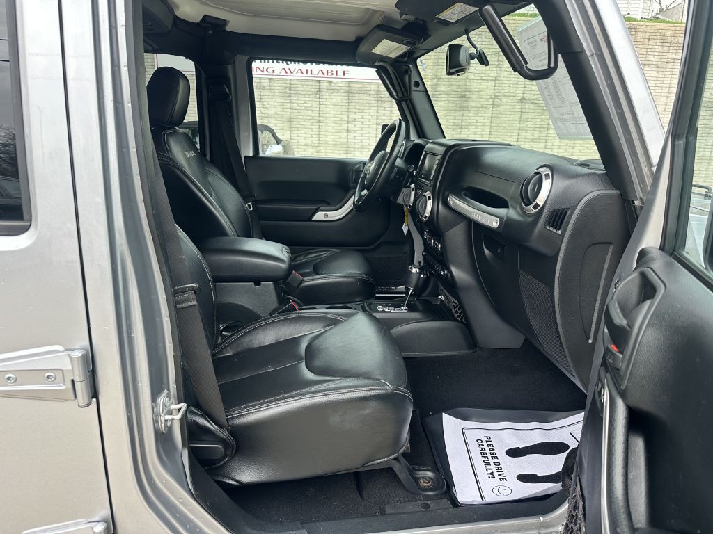 2017 Jeep Wrangler Unlimited Image 14