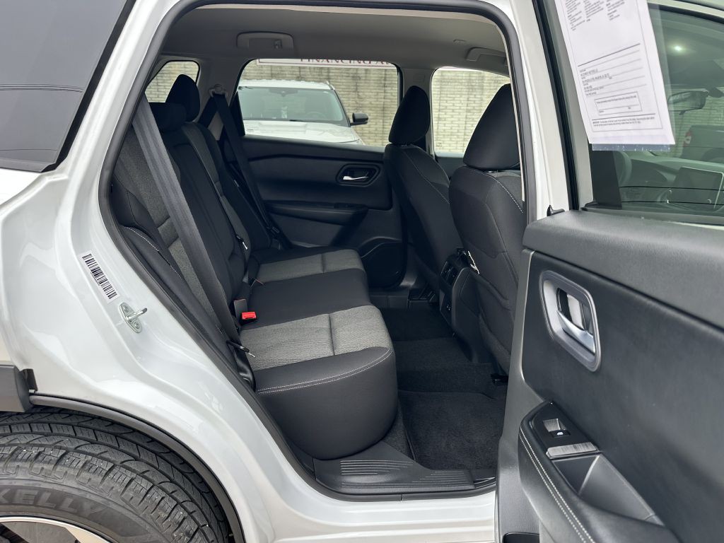 2024 Nissan Rogue Image 13