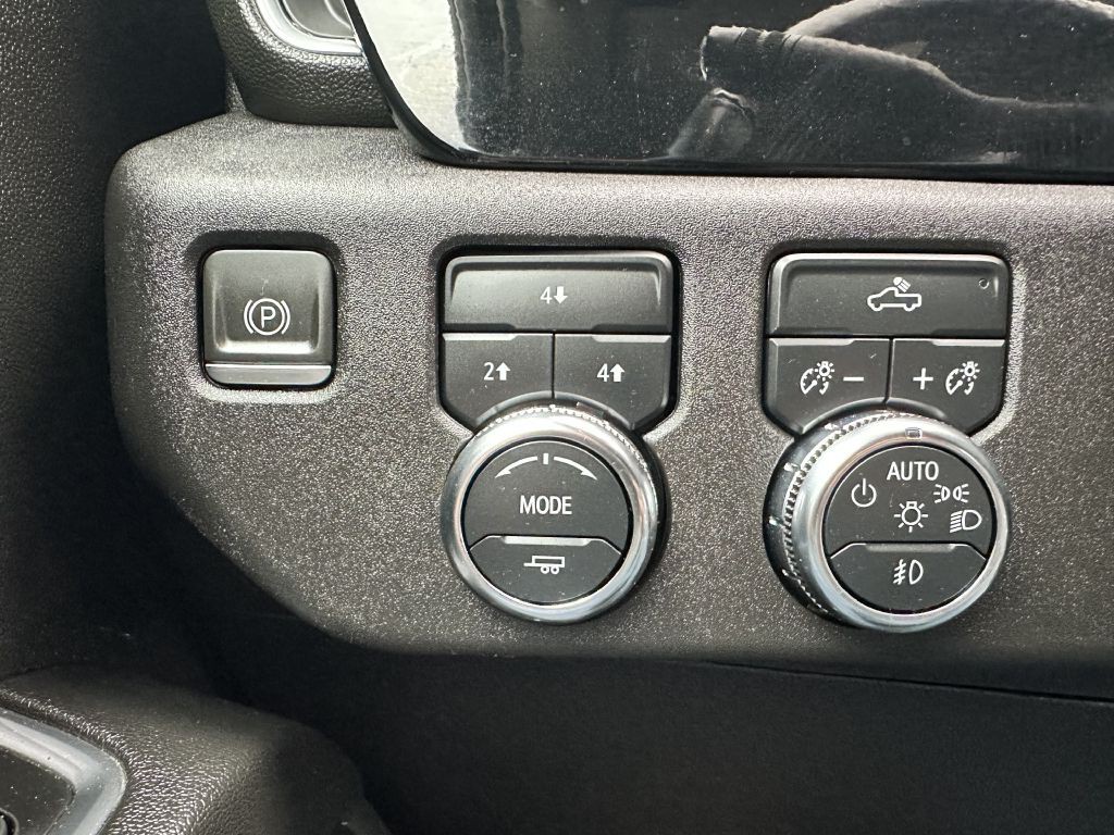2024 GMC Sierra Image 18