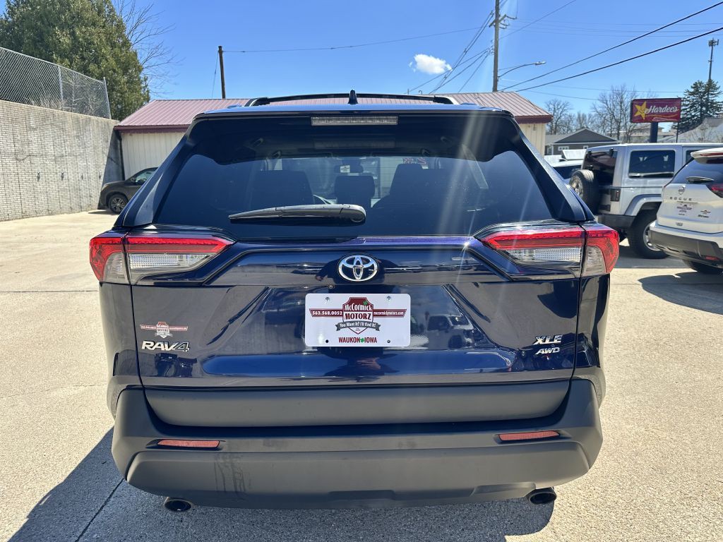 2023 Toyota Rav4 Image 3