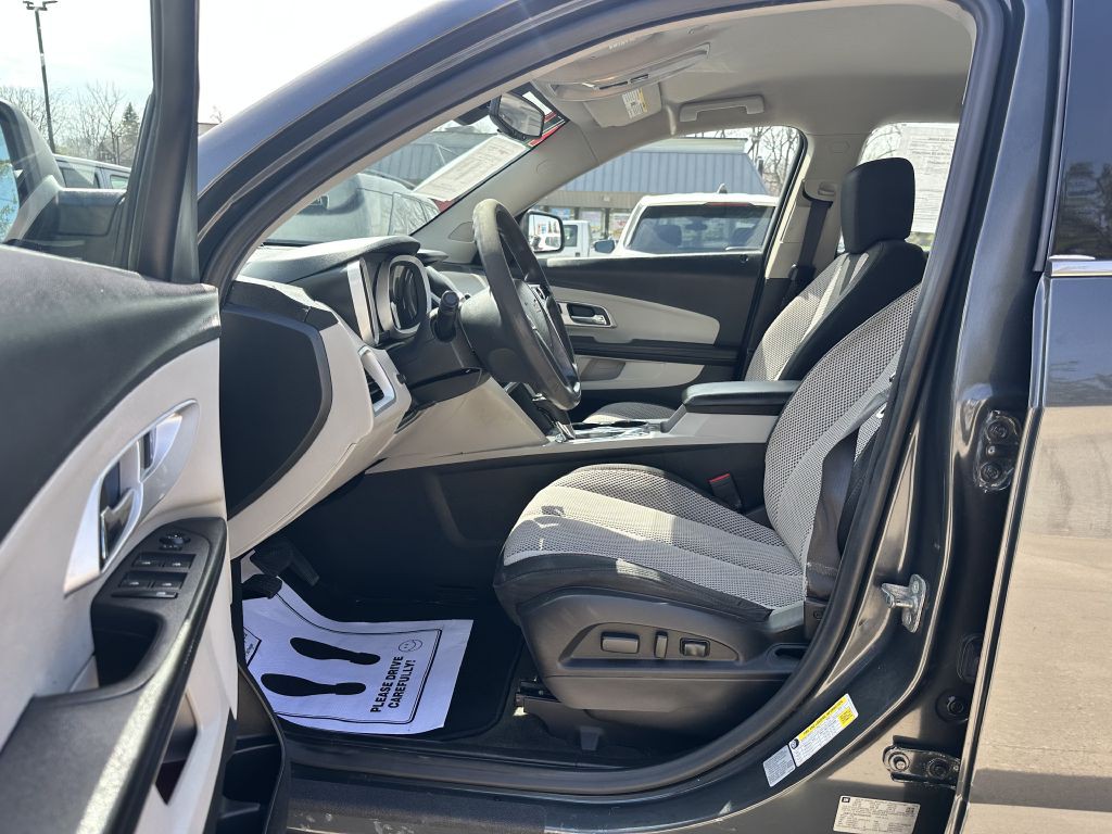 2017 Chevrolet Equinox Image 9