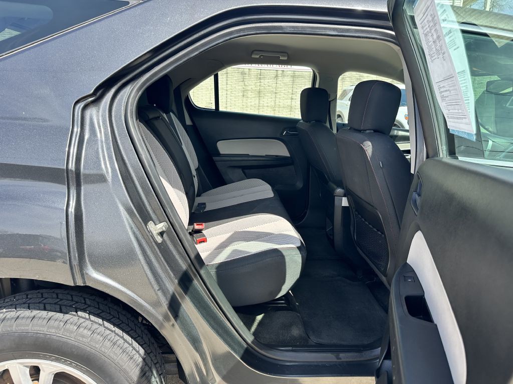 2017 Chevrolet Equinox Image 13