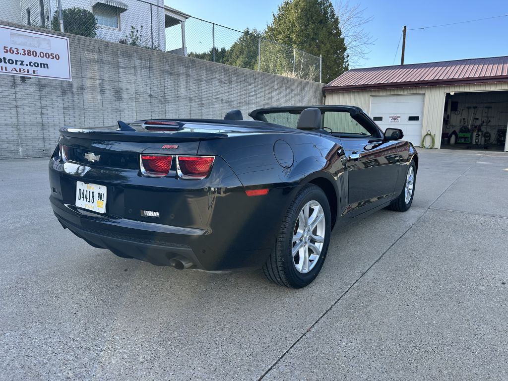 2013 Chevrolet Camaro Image 2