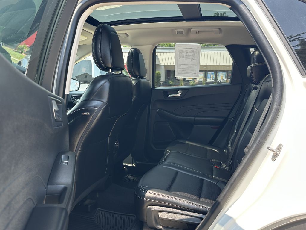 2021 Ford Escape Image 10