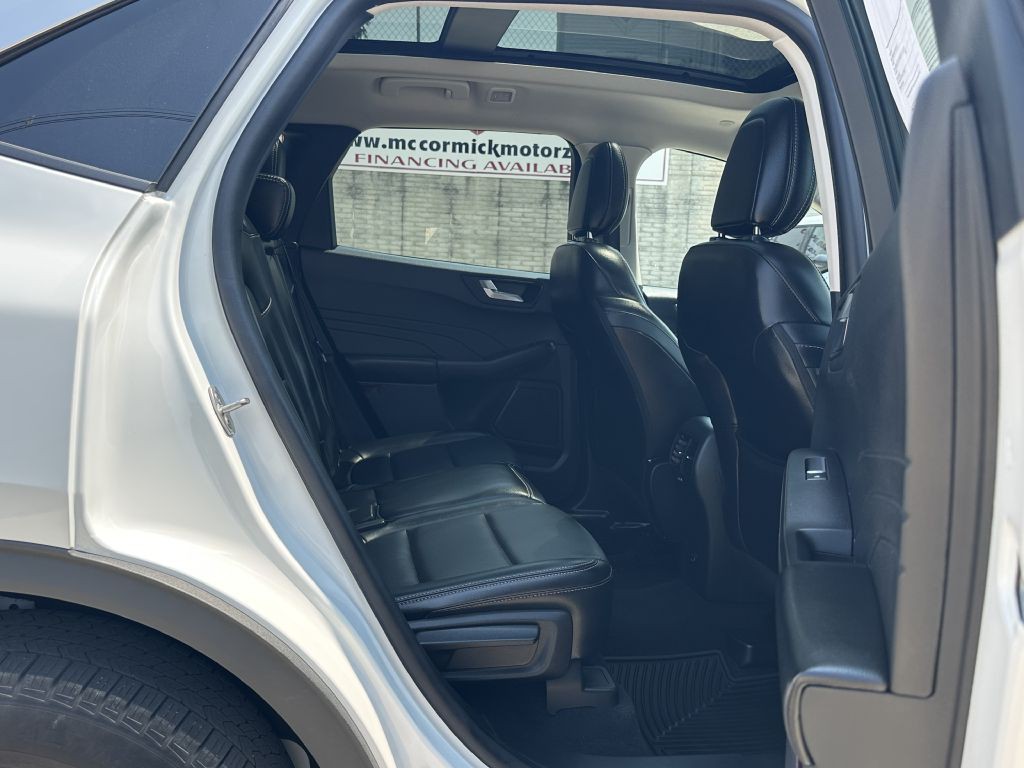 2021 Ford Escape Image 12