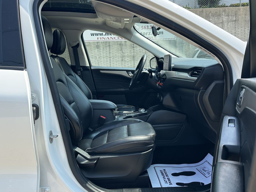 2021 Ford Escape Image 13