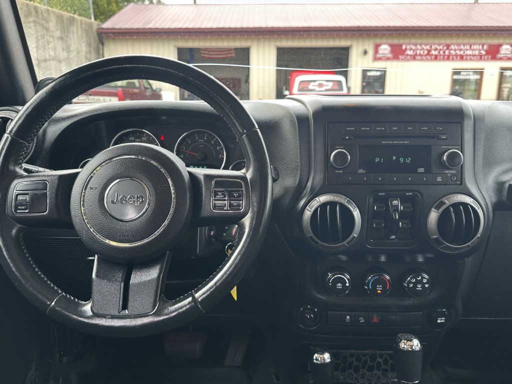2014 Jeep Wrangler Unlimited Image 11