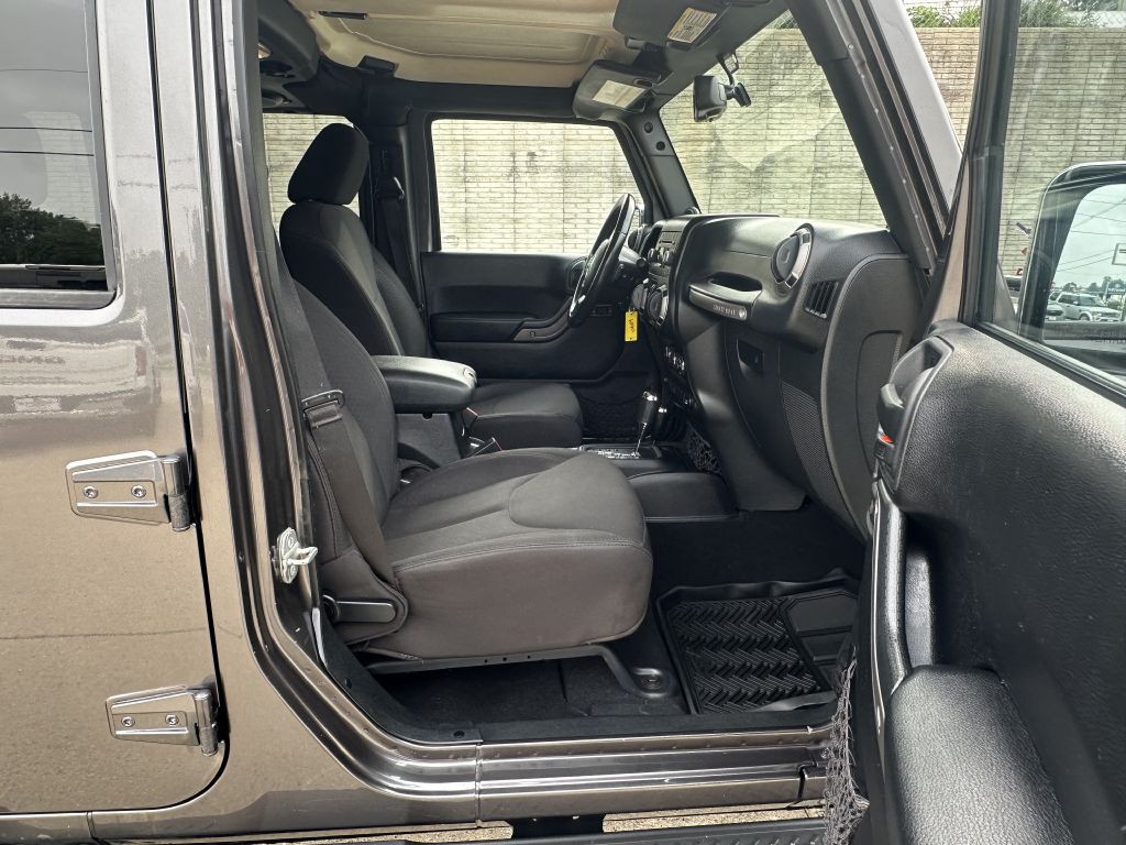 2014 Jeep Wrangler Unlimited Image 14