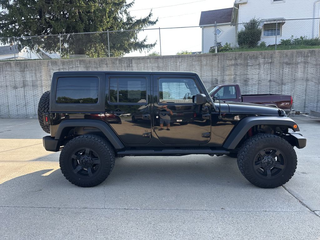 2014 Jeep Wrangler Unlimited Image 1