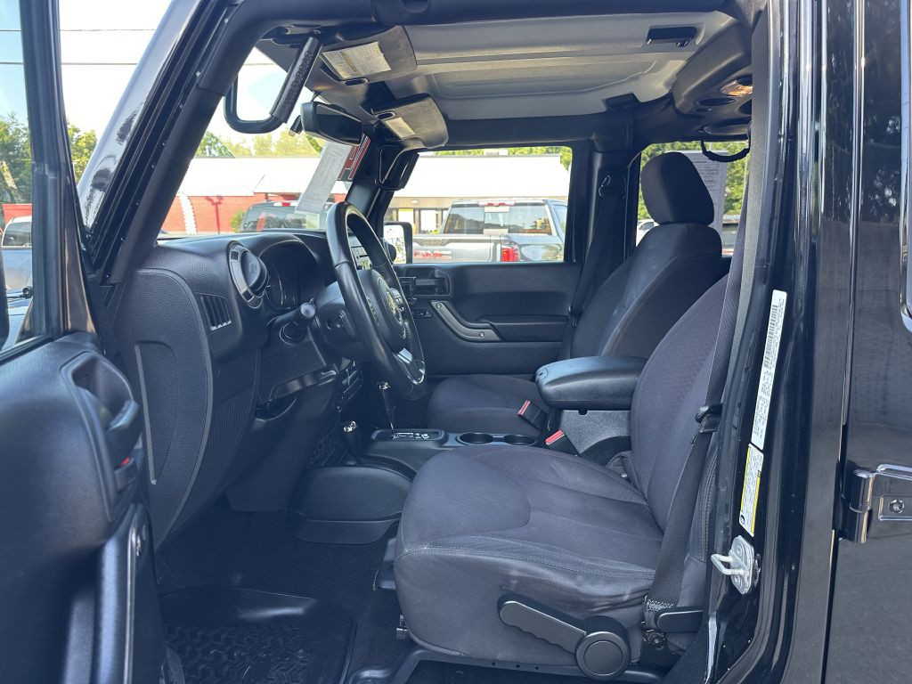2014 Jeep Wrangler Unlimited Image 9
