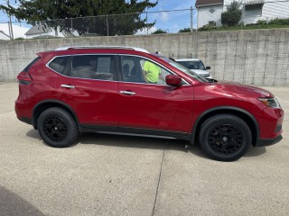 Image for 2017 Nissan Rogue SV ID: 7608944